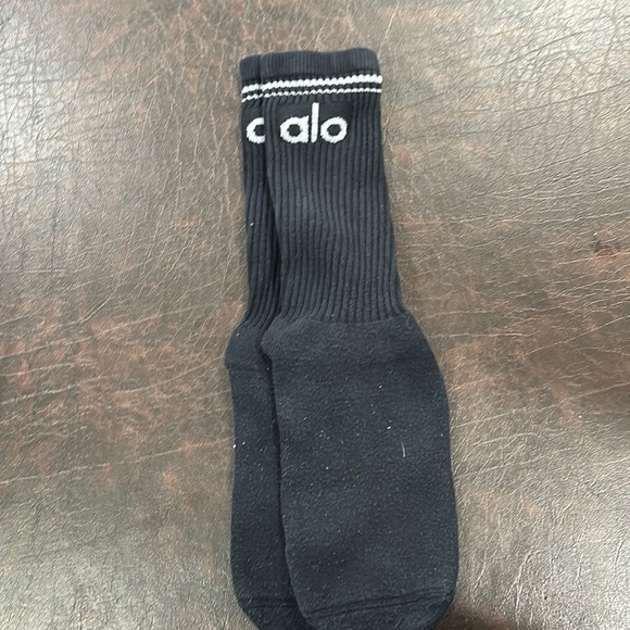 ALO Yoga Other - Women’s deigned alo crew socks